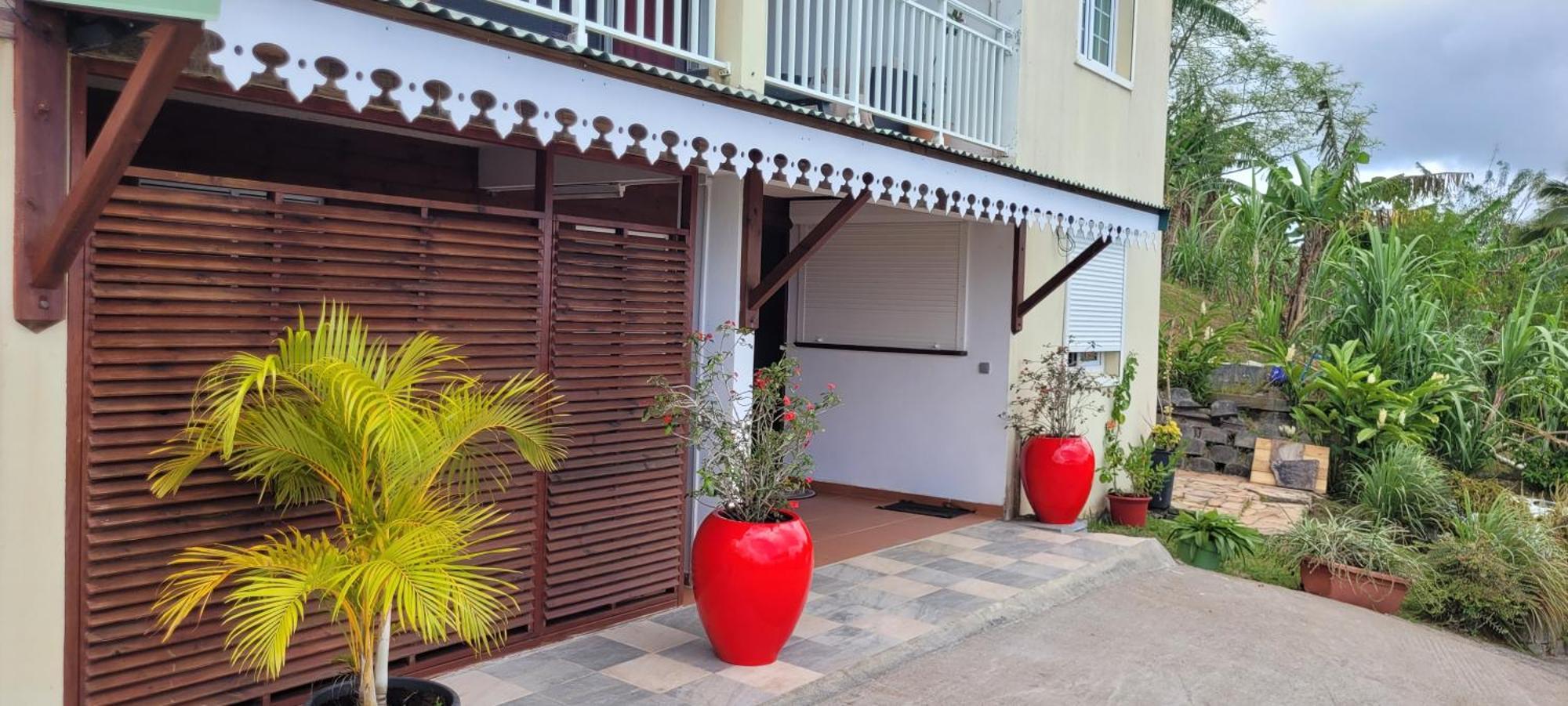 Ericka Et Francois Apartment Quartier Monplaisir ภายนอก รูปภาพ