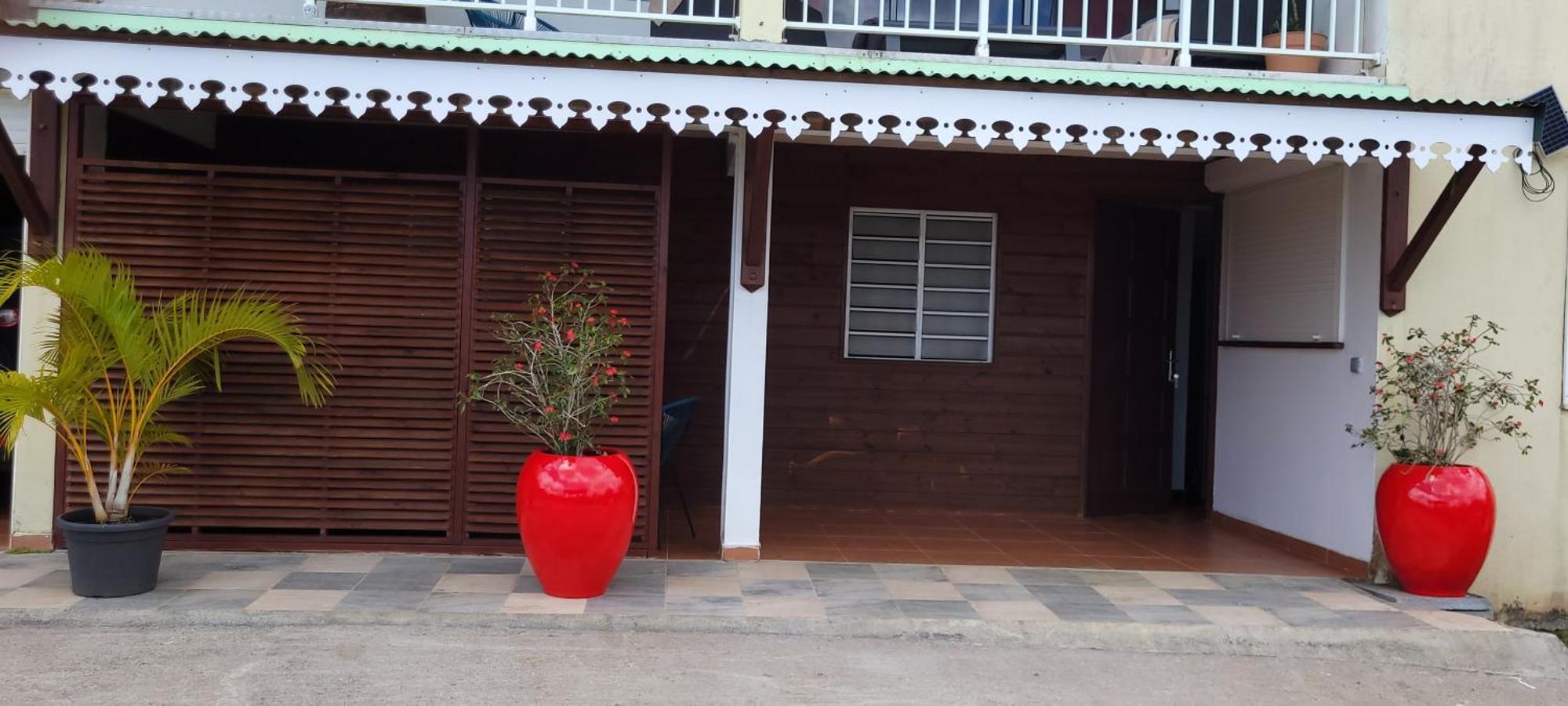 Ericka Et Francois Apartment Quartier Monplaisir ภายนอก รูปภาพ