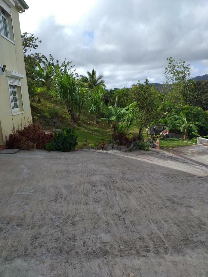 Ericka Et Francois Apartment Quartier Monplaisir ภายนอก รูปภาพ